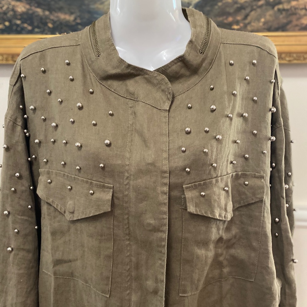 Chic Boujee Green sleeves blouse